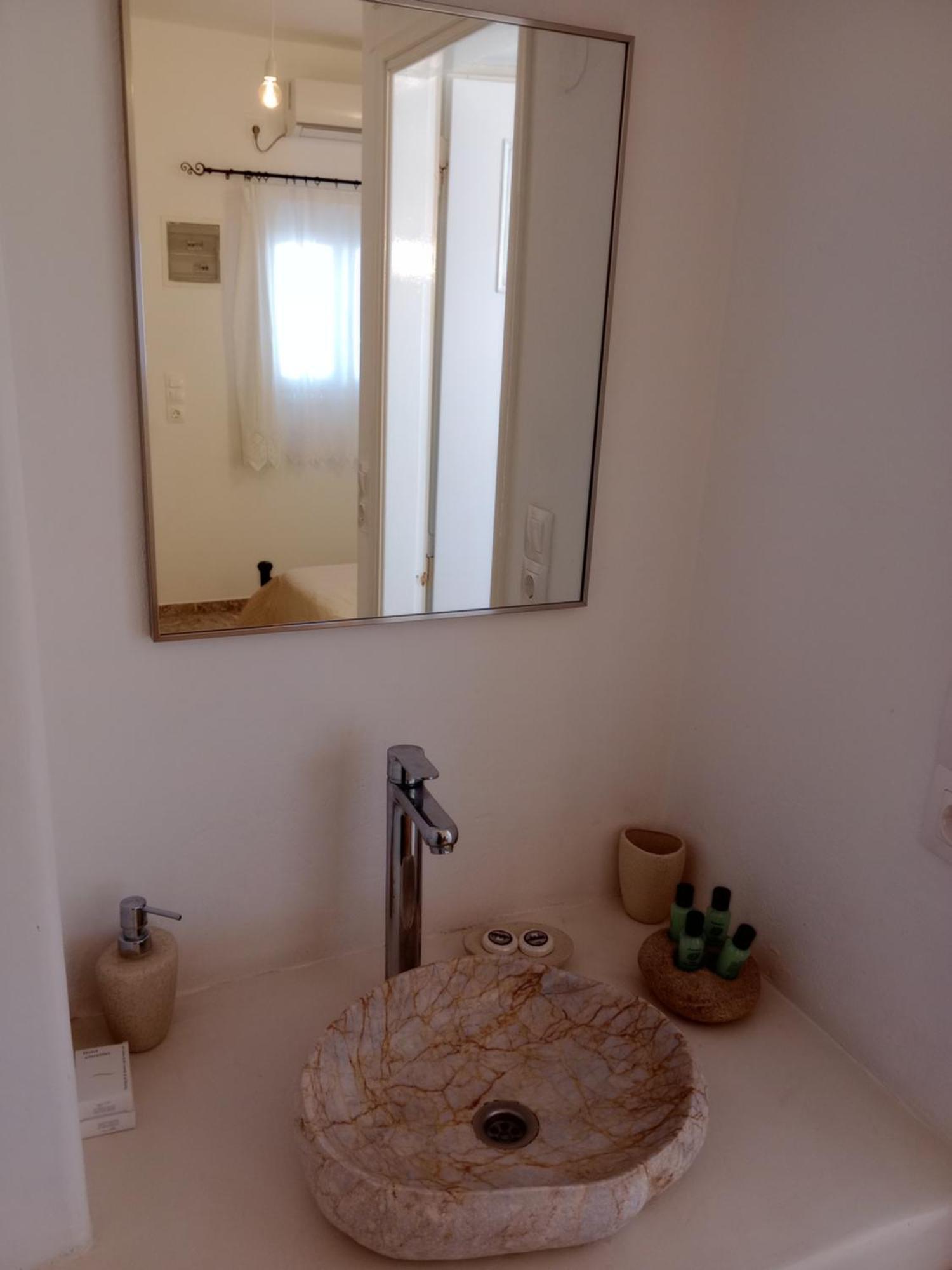 Meltemi Rooms And Studios Anafi Buitenkant foto