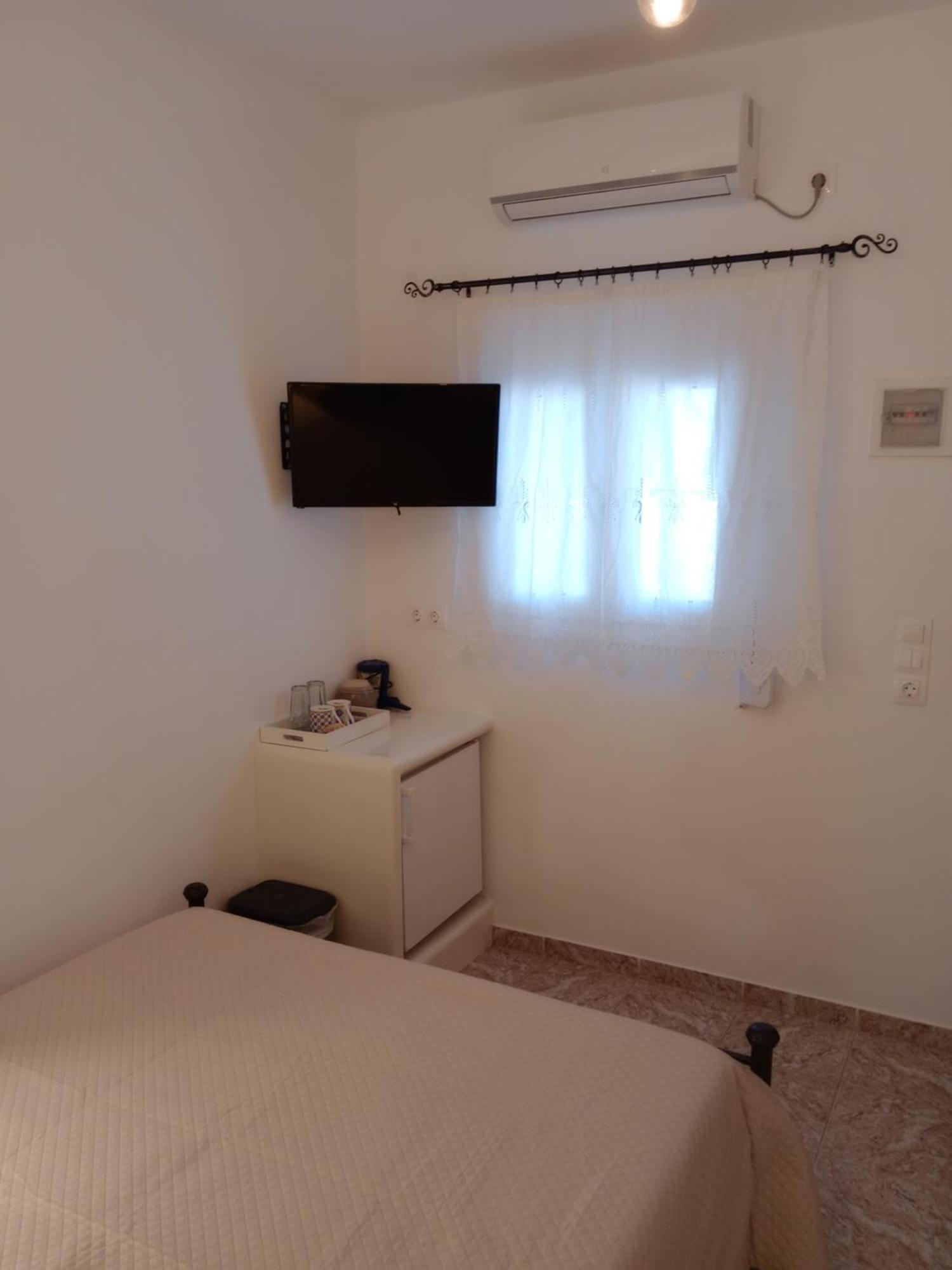 Meltemi Rooms And Studios Anafi Buitenkant foto