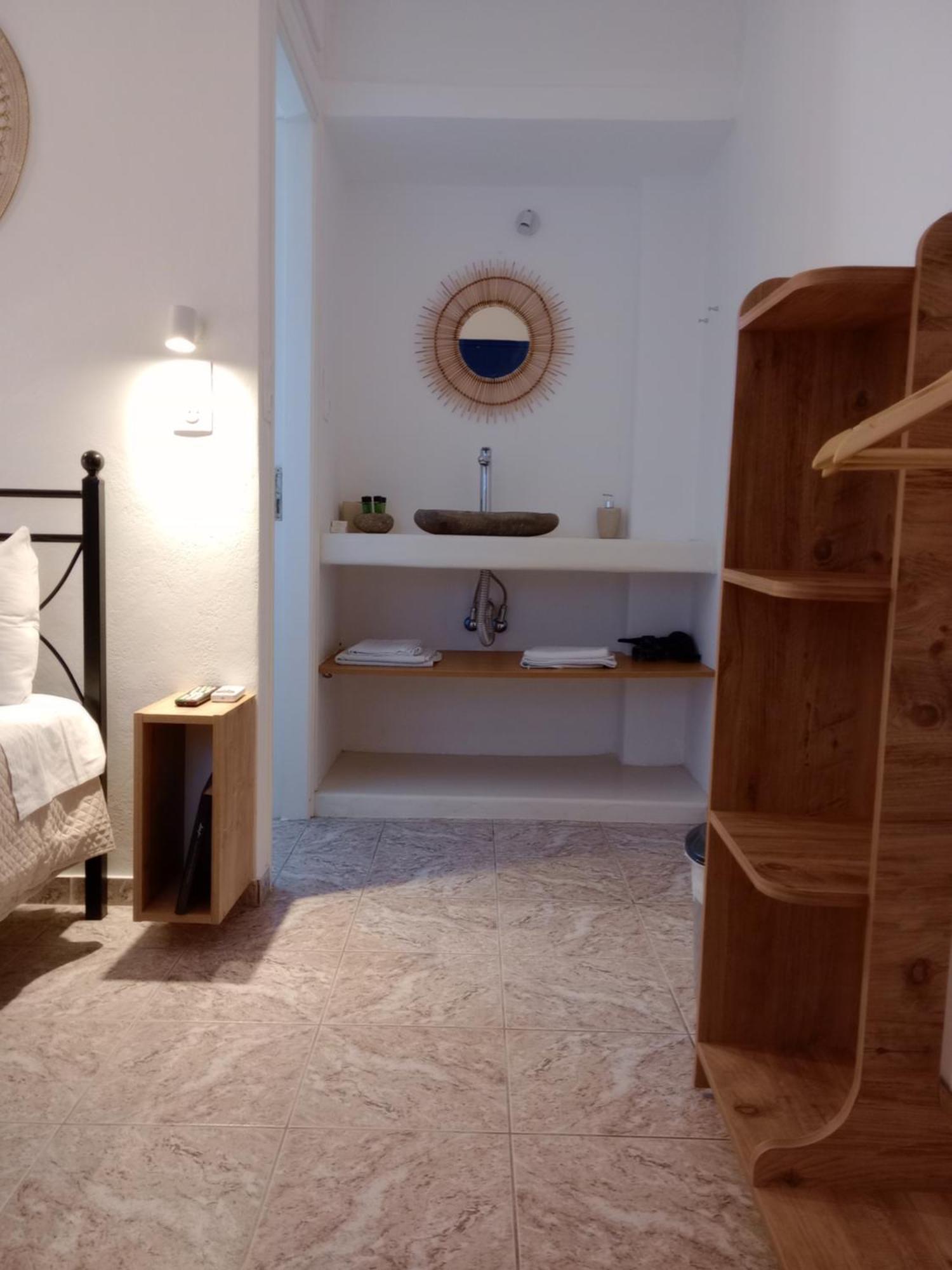 Meltemi Rooms And Studios Anafi Buitenkant foto